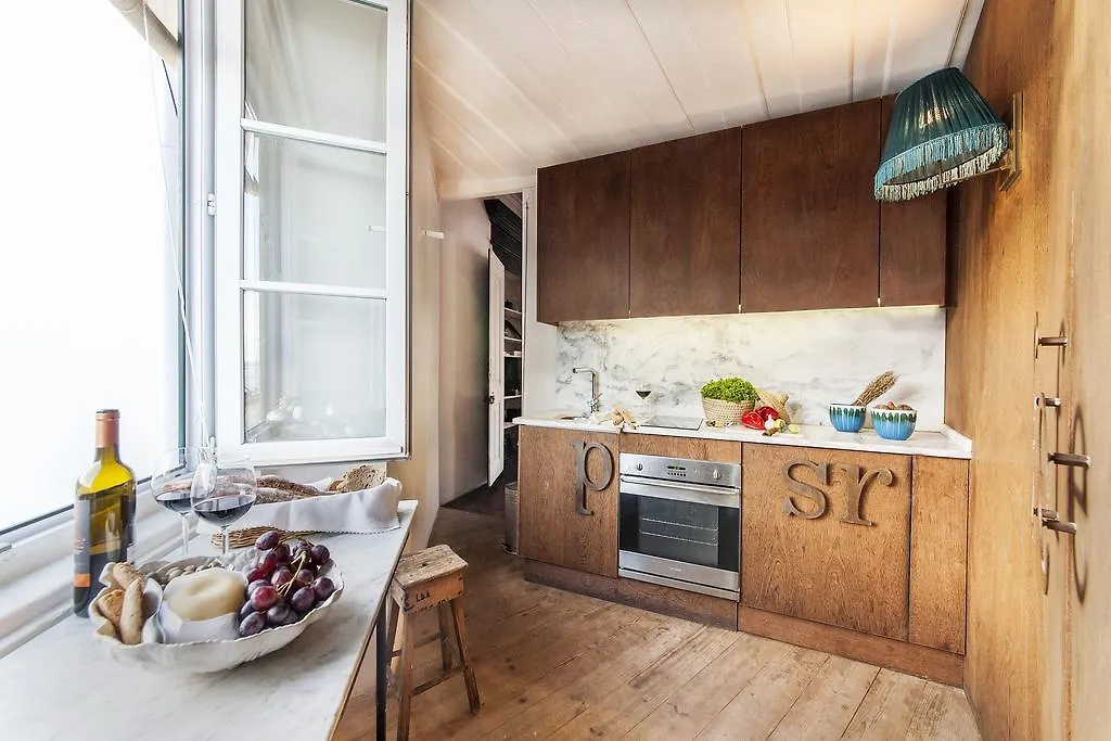 Alfama - St Estevao Viewpoint | Lisbon Cheese & Wine Apartments