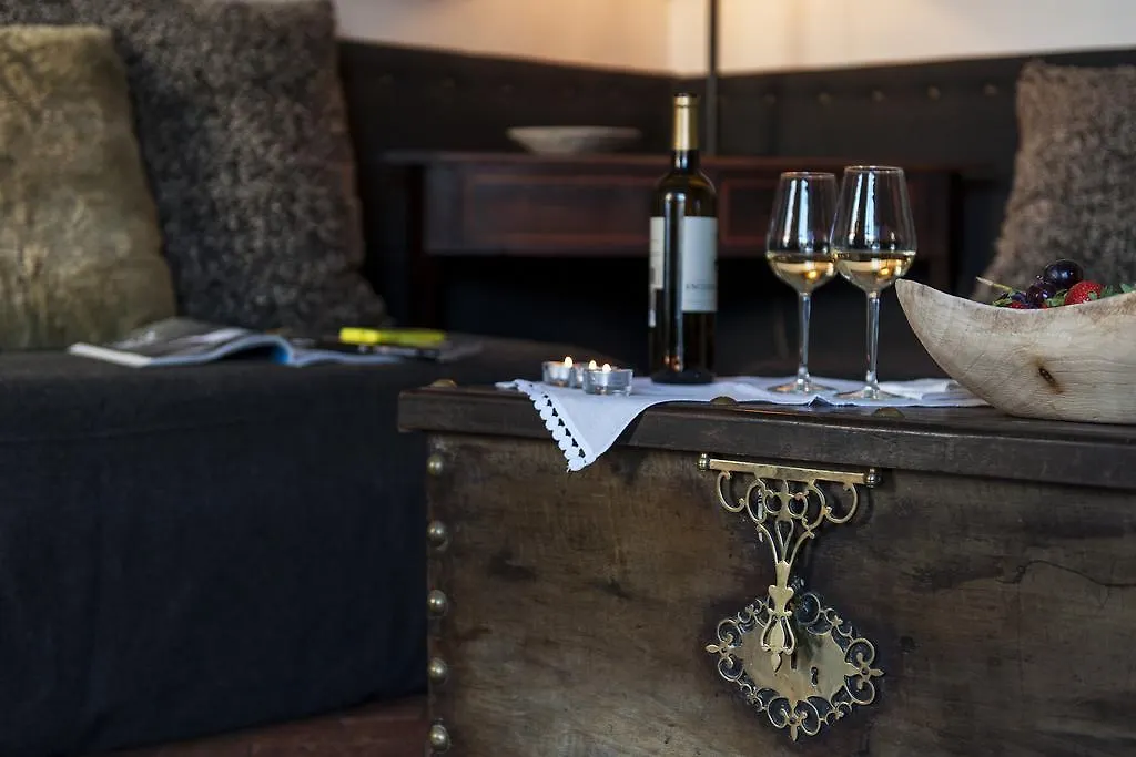 Alfama - St Estevao Viewpoint | Lisbon Cheese & Wine Apartments