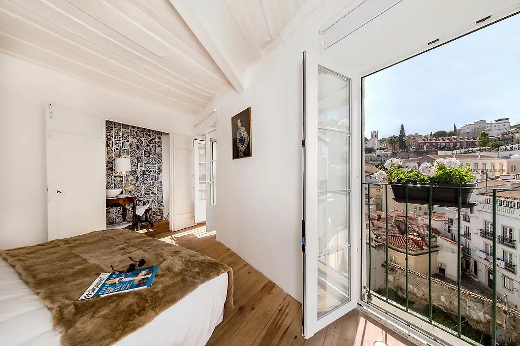 Alfama - St Estevao Viewpoint | Lisbon Cheese & Wine Apartments