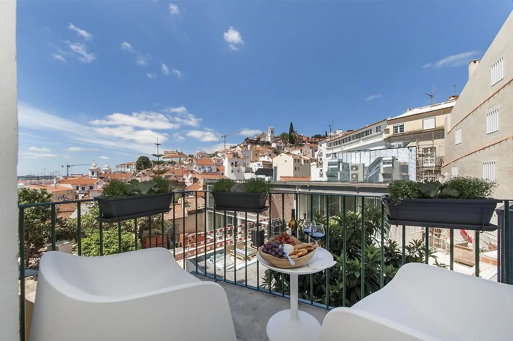 Alfama - St Estevao Viewpoint | Lisbon Cheese & Wine Apartments