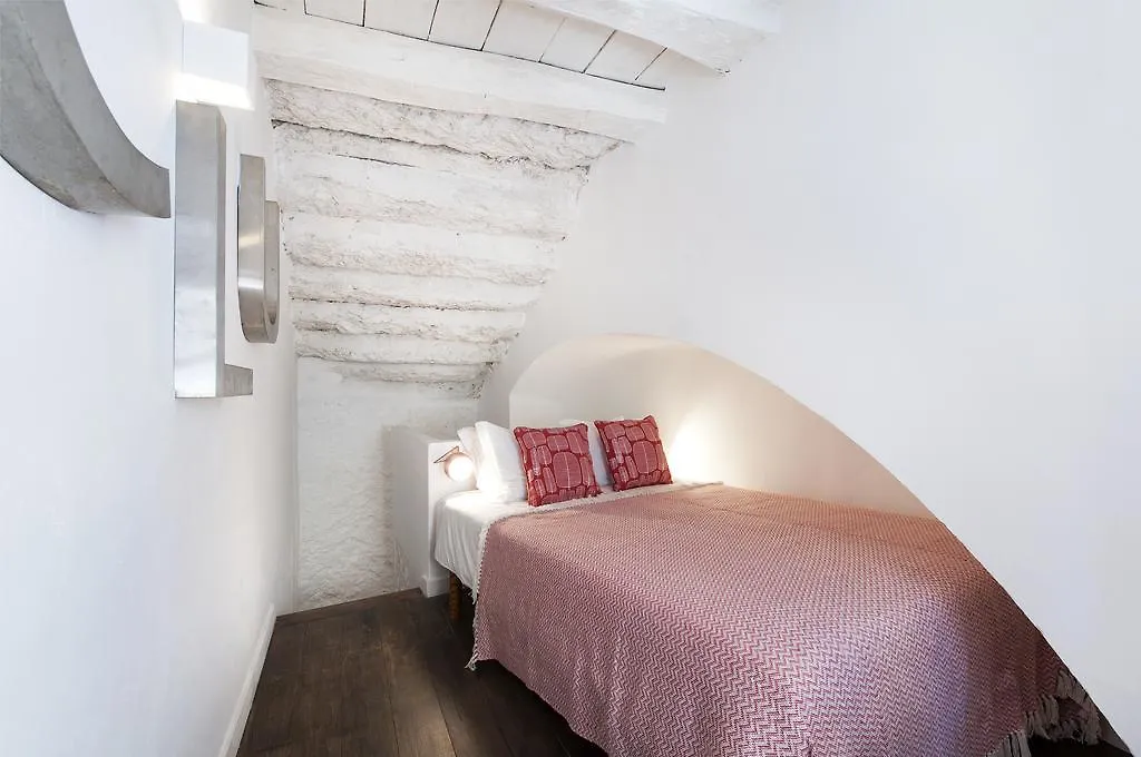 Alfama - St Estevao Viewpoint | Lisbon Cheese & Wine Apartments