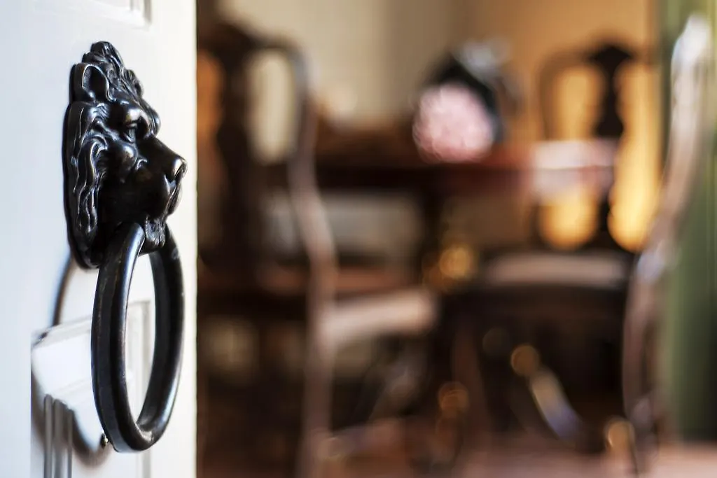 Alfama - St Estevao Viewpoint | Lisbon Cheese & Wine Apartments